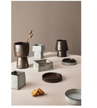 BIZZOTTO zestaw tac dekoracjnych PAVLOS brązowy