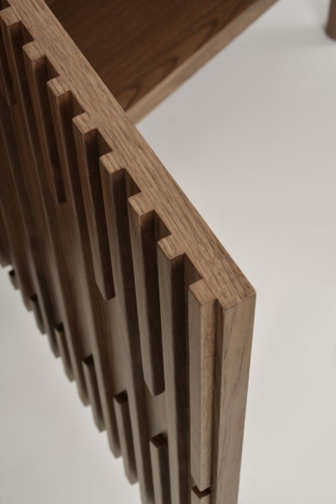 Komoda ryflowana Hudson modern classic - orzech włoski