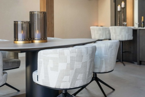 RICHMOND stół jadalniany RITZ 220 brązowy