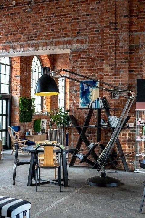 Lampa podłogowa GIGANT czarna - metal Lampa podłogowa GIGANT czarna - metal
