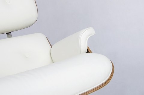 Fotel LOUNGE VA PREMIUM biały / orzech z podnóżkiem Fotel LOUNGE VA PREMIUM biały / orzech z podnóżkiem