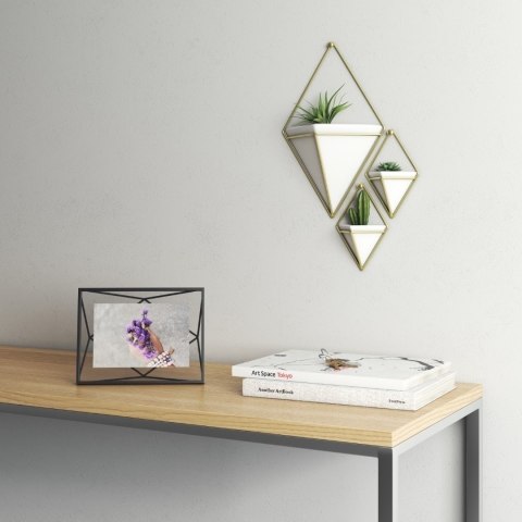 UMBRA ramka na zdjęcia PRISMA 10x15 cm - czarna UMBRA ramka na zdjęcia PRISMA 10x15 cm - czarna