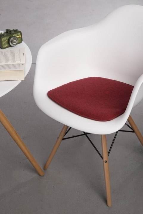Poduszka na krzesło Arm Chair czer. mel. Poduszka na krzesło Arm Chair czer. mel.